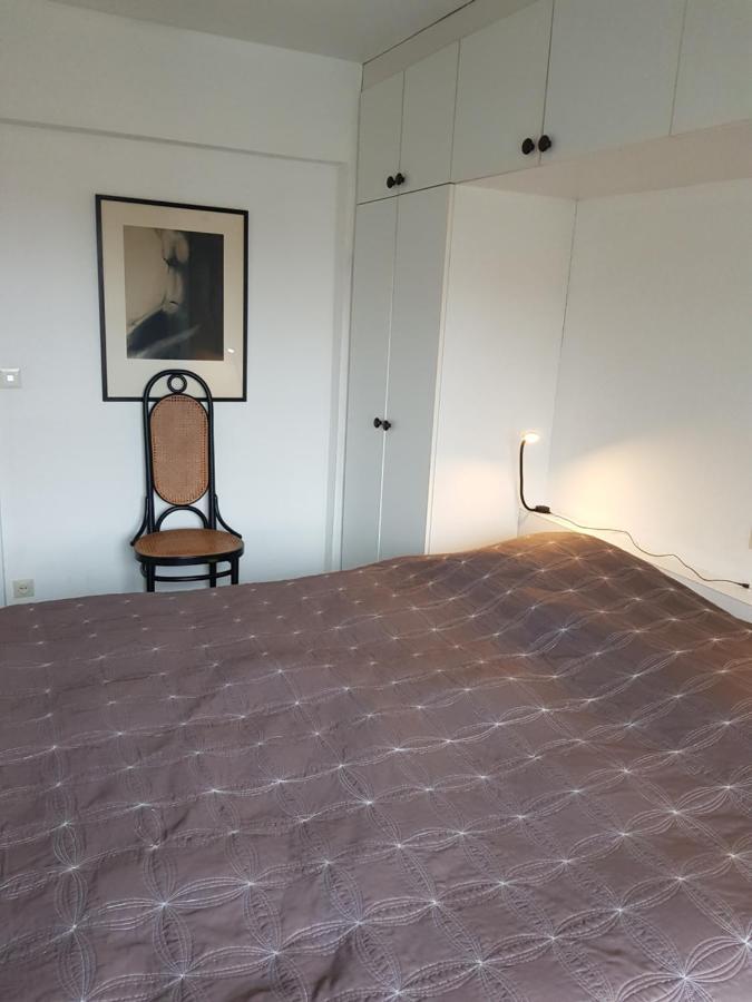 Modern Appartement Met Frontaal Zeezicht En Prive Parking Knokke-Heist Exterior foto